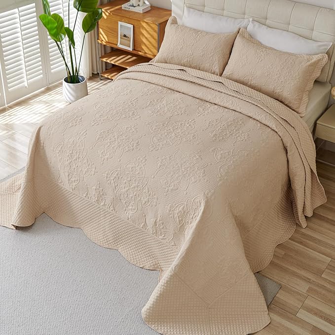 EVENHUG Oversized King Bedspreads California King Quilt Set - Image 3