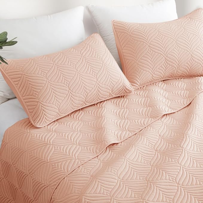 Whale Flotilla Soft Cal King Quilt Bedding Set, Lightweight Bedspreads | Blush - Image 7
