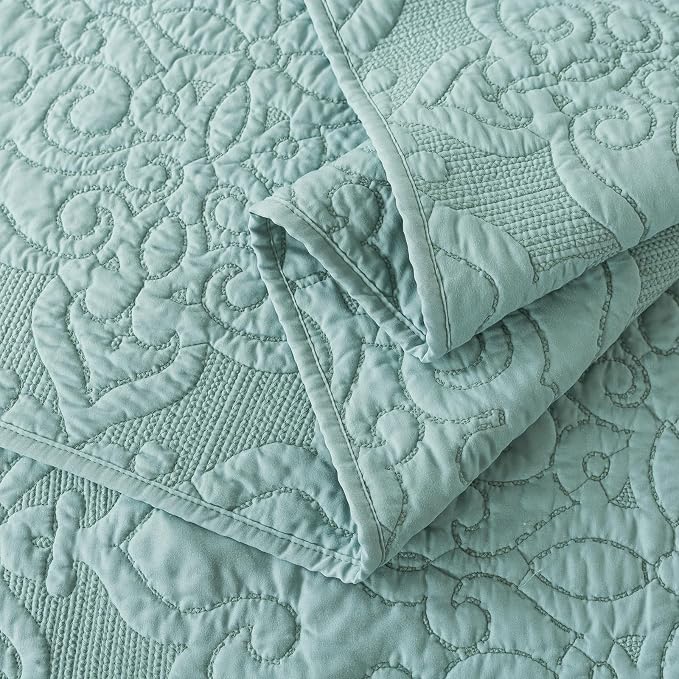 3-Piece King Quilt Set Quilted Bedspread Oversized Microfiber Lightweight - Image 5