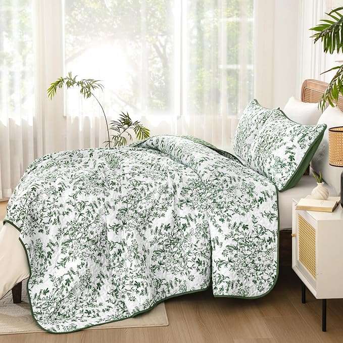 WONGS BEDDING Botanical King Quilt Bedding Set, 3 Pieces Bedspread, Polyester - Image 3