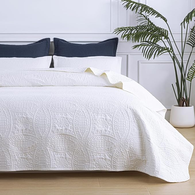 SheRest Queen Quilt Bedding Set by SheRest