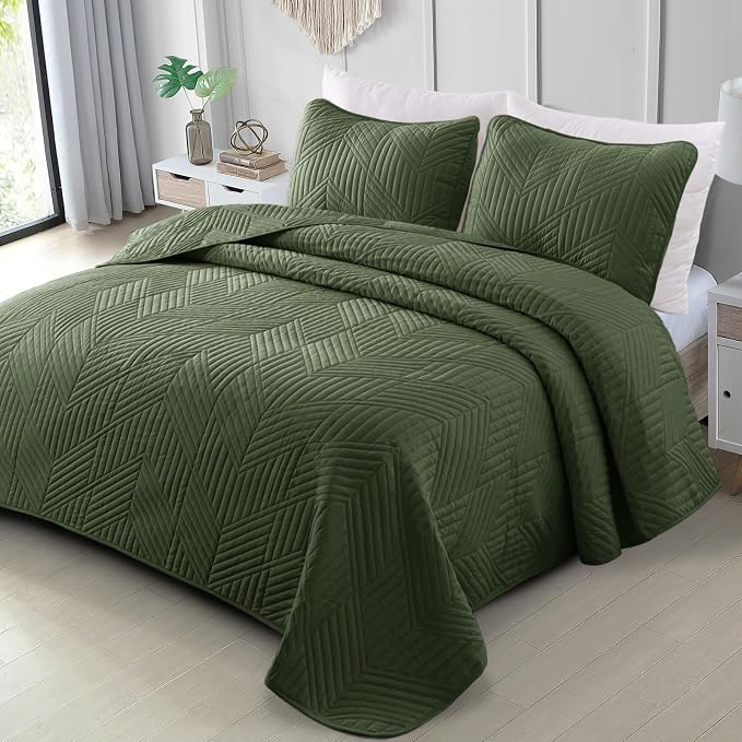 Exclusivo Mezcla Ultrasonic Twin Quilt Bedding Set, Olive Green | Lightweight by ExclusivoMezcla