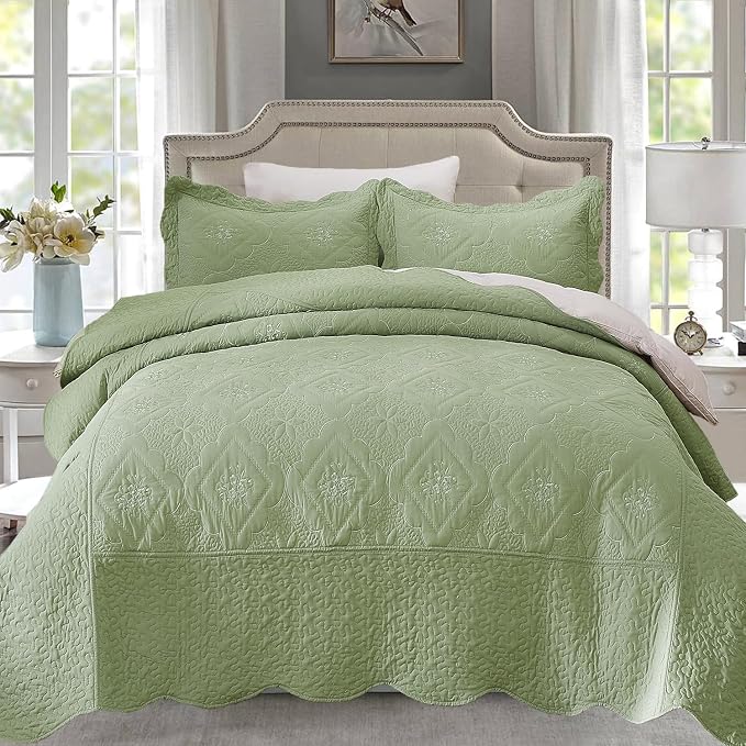 Cmfshape Oversized Floral Embroidery Quilt Set, 3 Pieces Super King Quilt by cmfshape-quiltset