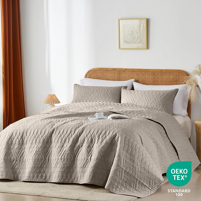 akkialla King/Cal King Quilt Set, Taupe Lightweight Microfiber Bedspread - Image 2