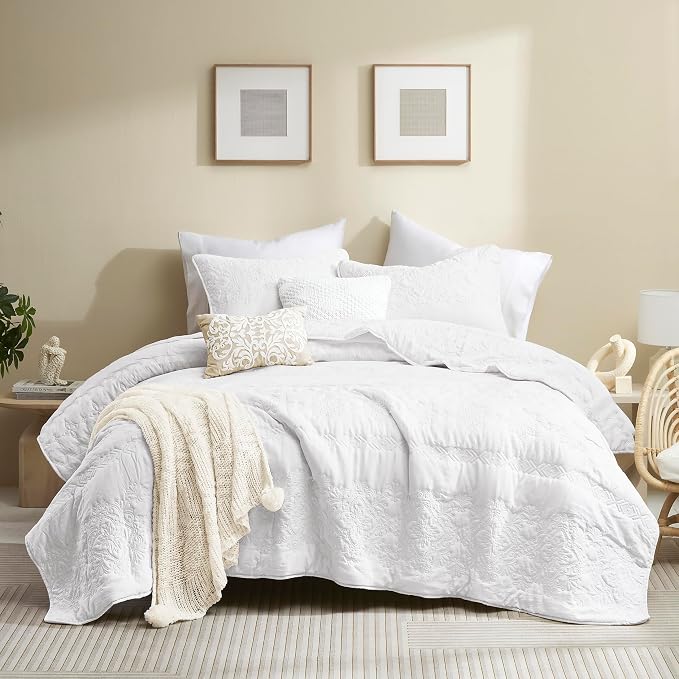 B2EVER Boho White Quilt Twin Size Bedding Sets by B2EVER