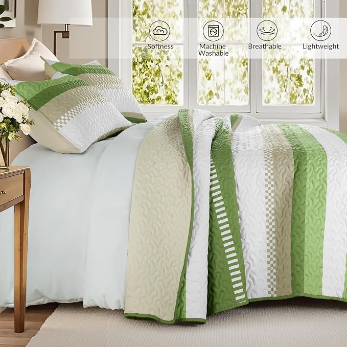 Whale Flotilla Reversible Green Print Quilts Queen Size - Image 3
