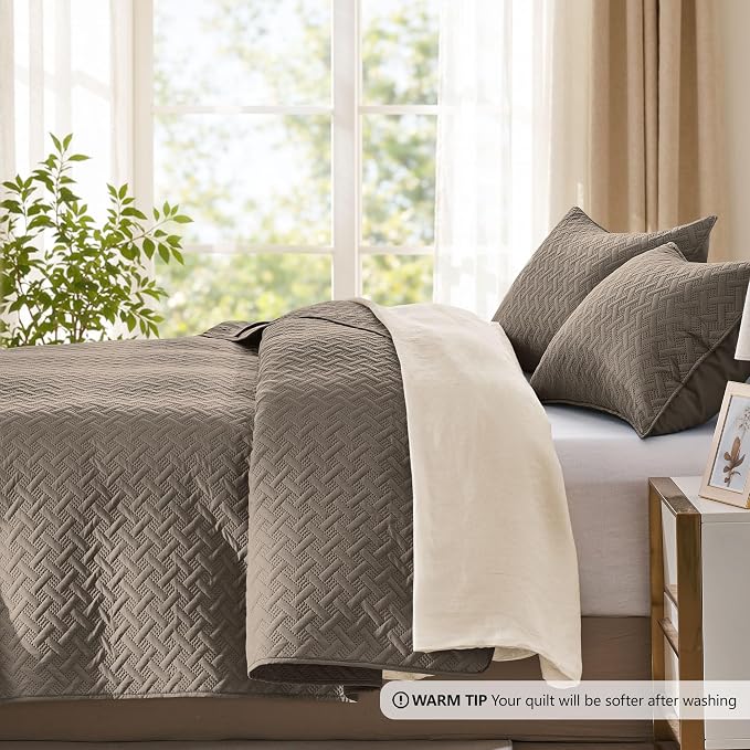 FLYMME Twin Quilt Set, Lightweight Mocha Brown Bedspreads, Basket Weave Pattern - Image 3