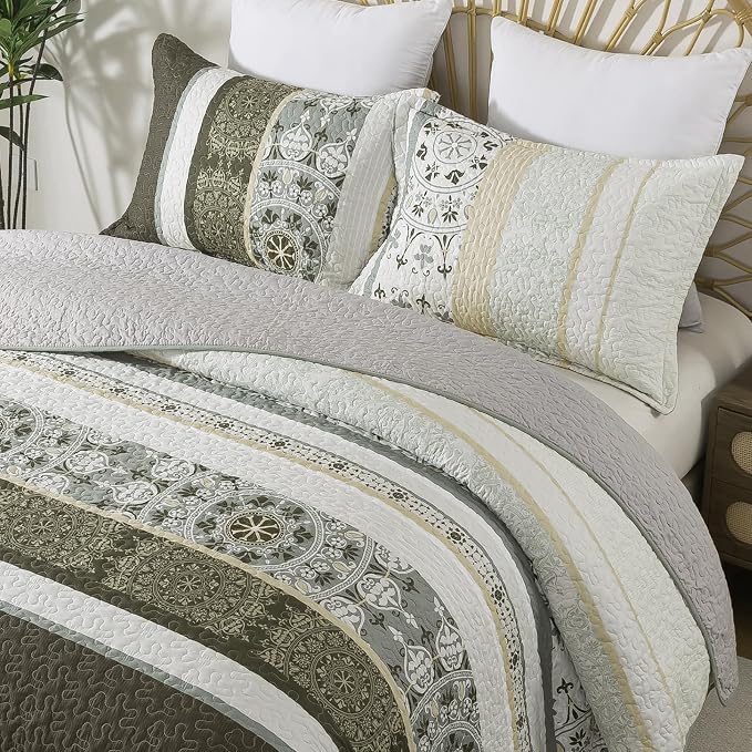3-Piece Quilt Set Floral Printed Oversized Quilted Bedding Set Quilted - Image 3