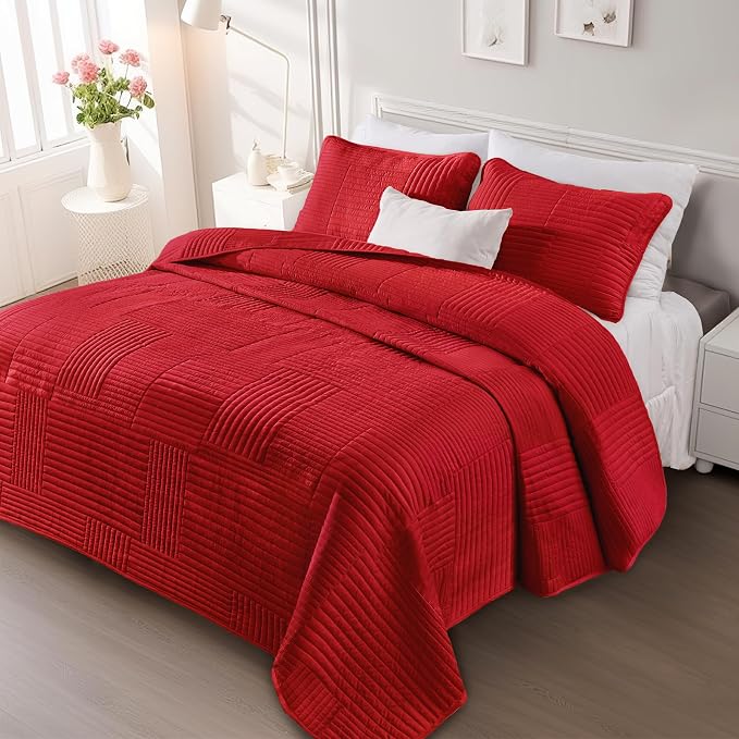 Whale Flotilla Ultra Soft Queen Quilt Bedding Set, Lightweight - Image 8