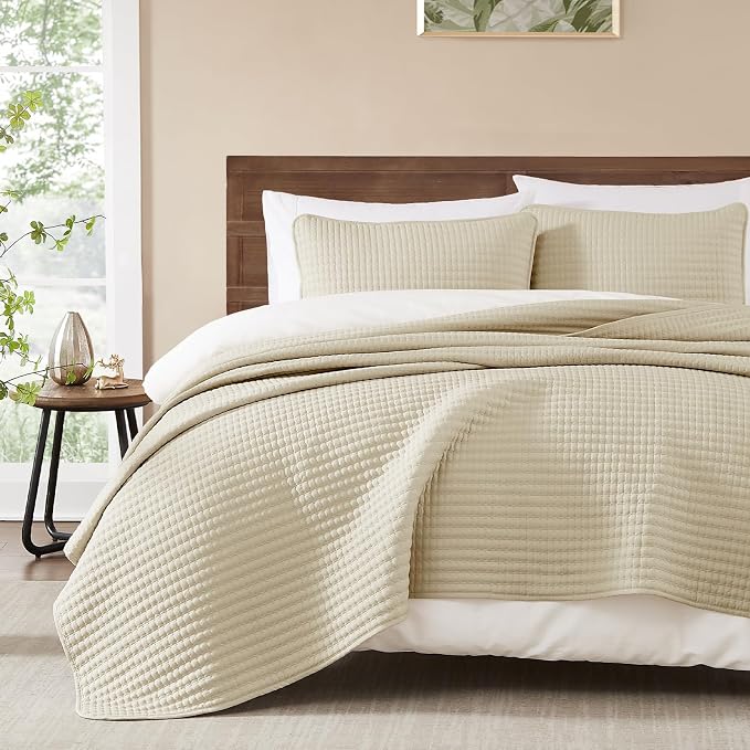 King Size Quilt-Lightweight Bedspreads Beige King Quilt Bedding Set | Soft by WRENSONGE