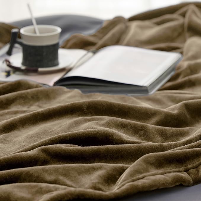 Bedsure GentleSoft Fleece Throw Blanket Camel - 300GSM Blankets for Couch, Sofa, Bed, Soft Lightweight Plush Cozy Throws for Toddlers, 50x60 inches