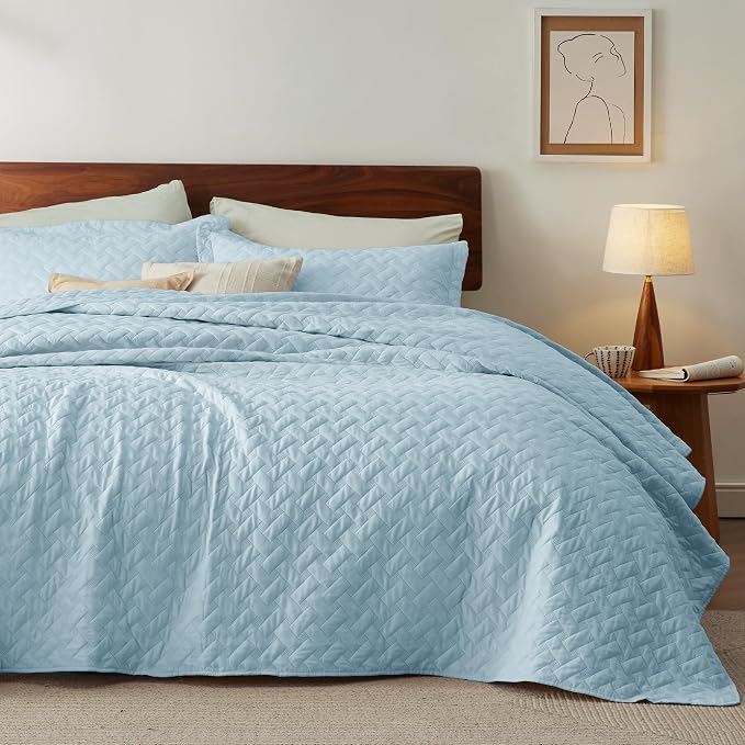 Bedsure King Size Quilt, Lightweight Comforter Set, Sky Blue Bedspread | - Image 4