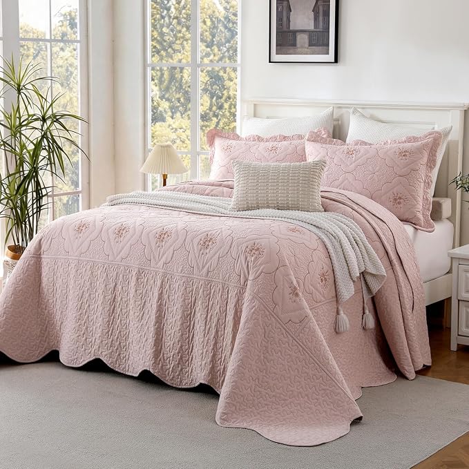 Cmfshape Oversized Floral Embroidery Quilt Set, 3 Pieces Super King Quilt - Image 4