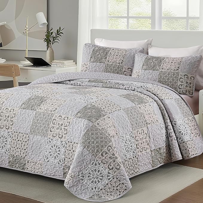 Dobuyly Queen Size Quilt Set Boho Grey Beige Plaid Patchwork Bedspreads - Image 2