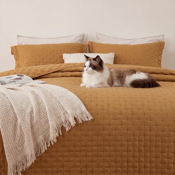 Bedsure King Size Quilt Bedspread, Thin Comforter, Honey Caramel Coverlet | - Image 6