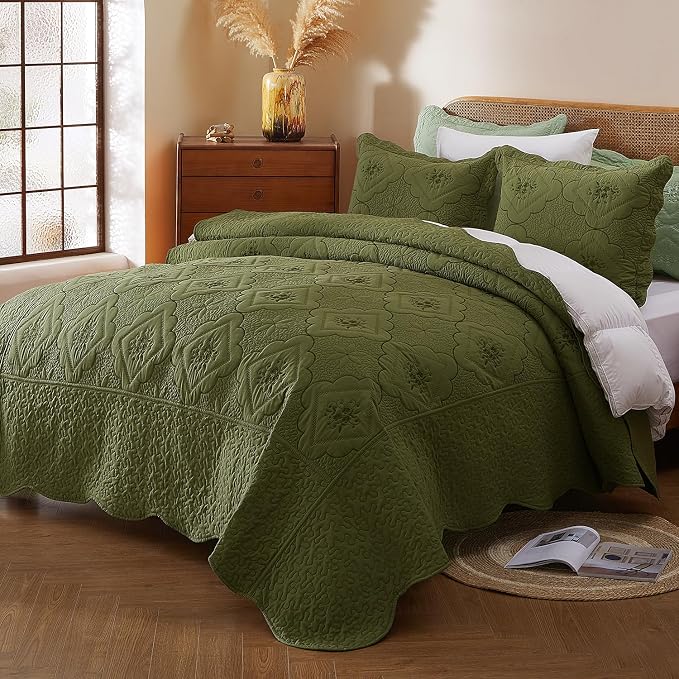 Cmfshape Floral Embroidery Quilt Set, 3 Pieces Queen Quilt Bedding Set - Image 4