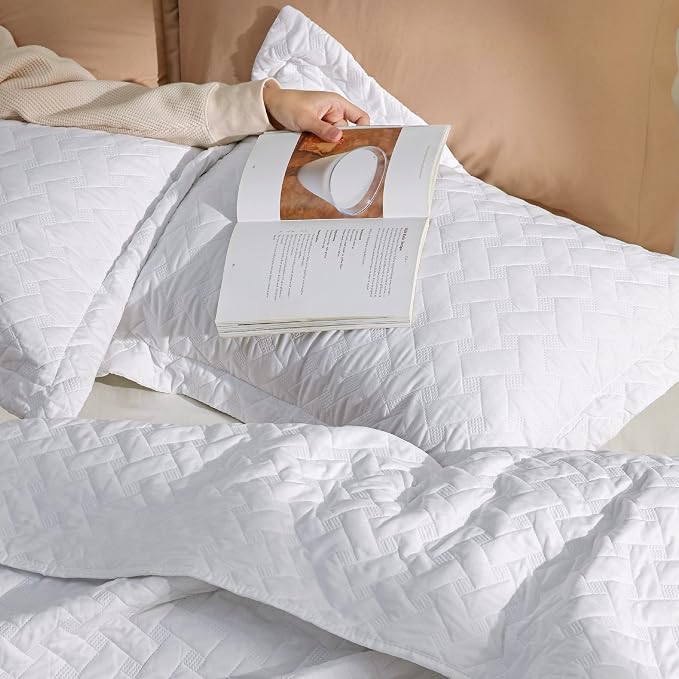 Bedsure Quilts Queen Size, Lightweight Comforter Set, Basket Weave, All-Season - Image 4