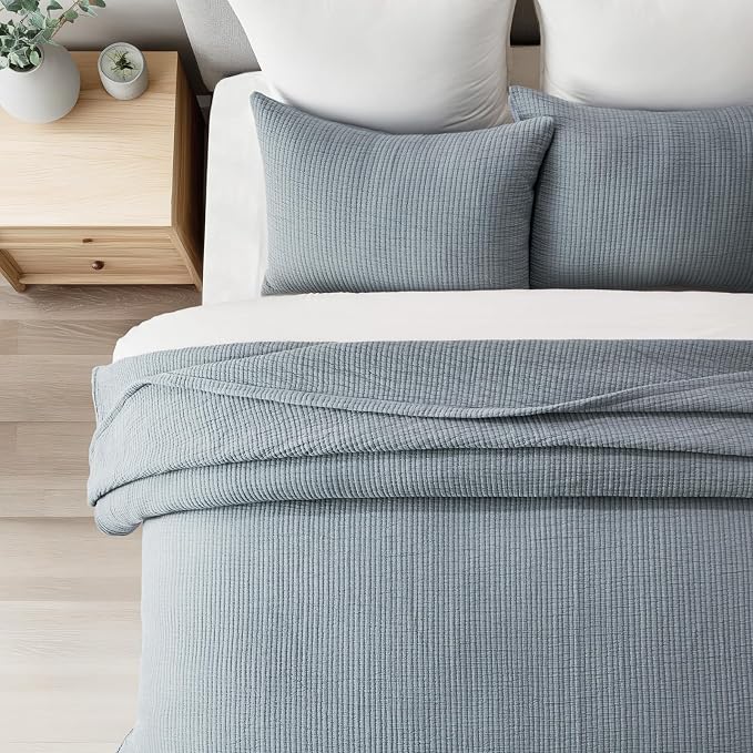 EVERGRACEHOME Cotton Gauze Matelassé Coverlet, King Size, Dusty Blue | Ultra - Image 2