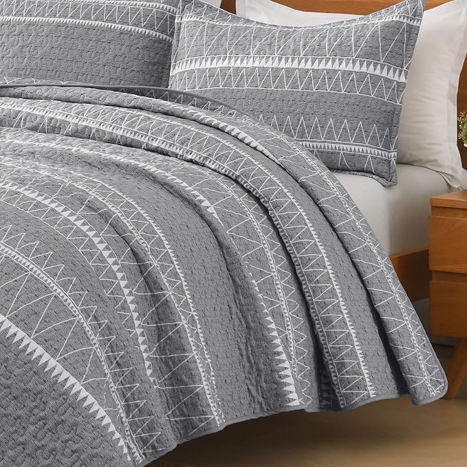 Quilts Queen Size Grey, 3 Pieces Boho Lightweight Striped Bedspread | Soft Gray - Image 4