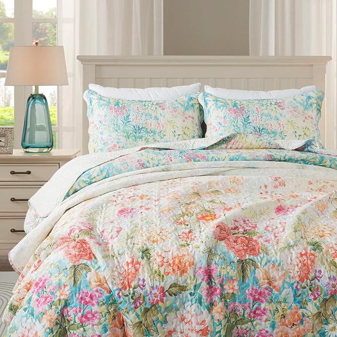 Floral Quilt Queen Quilt Set, Fade Resistant Microfiber Queen Quilt Bedding Set - Image 3