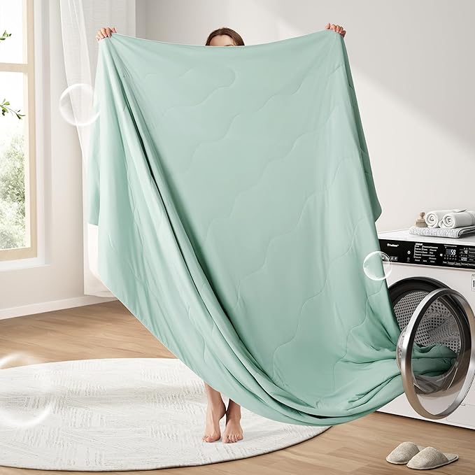 EASELAND Cooling Comforter Queen, Cold Touch Fabric Absorbs Body Heat, Double-Sided Cool Design Soft Fluffy Cooling Blanket for Night Sweats Hot Sleeper (Green, Queen(90"x90"))
