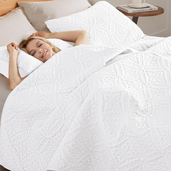 Exclusivo Mezcla Twin Quilt Set, All Season Bedding - Image 4