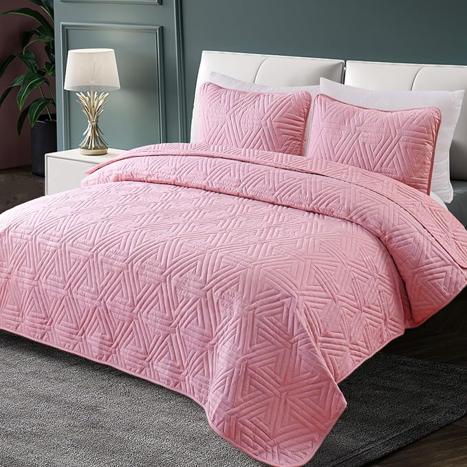 Whale Flotilla Soft Geometric Queen Quilt Set - Image 2