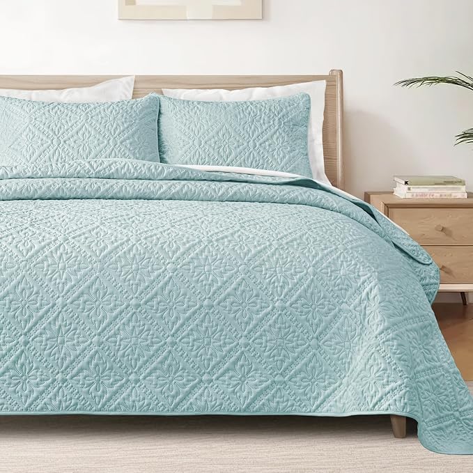 Exclusivo Mezcla California King Quilt Set, Aqua Blue | Lightweight Soft by ExclusivoMezcla