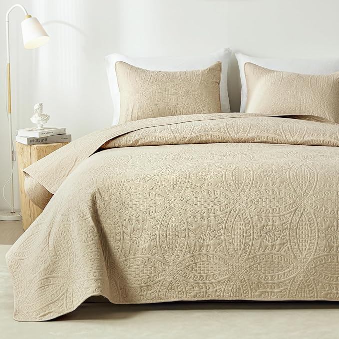 akkialla King Quilt Bedding Set, Lightweight Soft Bedspread Coverlet, Modern by akkialla