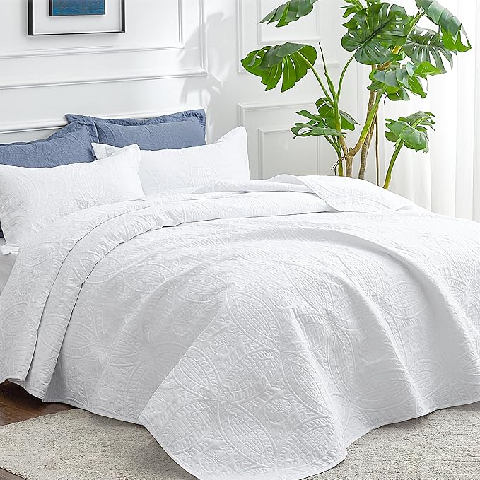 Love's cabin King Size Quilt Set White Bedspreads - Image 2