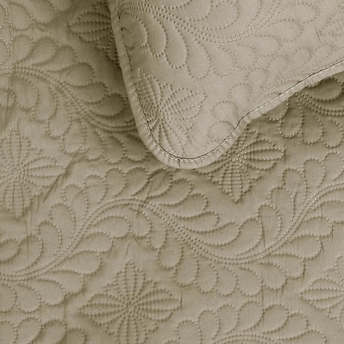 Easy-Going Reversible Quilt Set Twin, Bedspread - Image 3