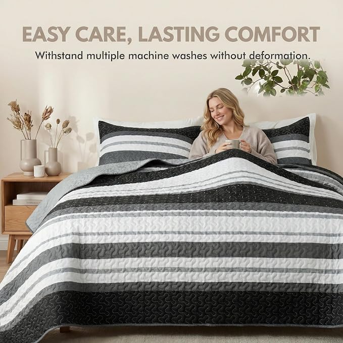 Whale Flotilla Reversible Black Print Quilt King Size - Image 8
