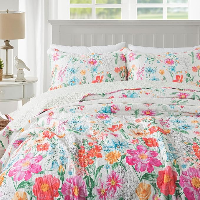 Floral Quilt Queen Quilt Set, Ultra Soft Reversible Queen Quilt Bedding Set by Travan