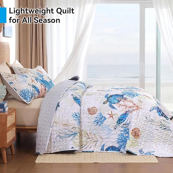 weigelia Coastal Quilt King Size, Sea Turtle Lightweight Summer Bedding | Sea - Image 2