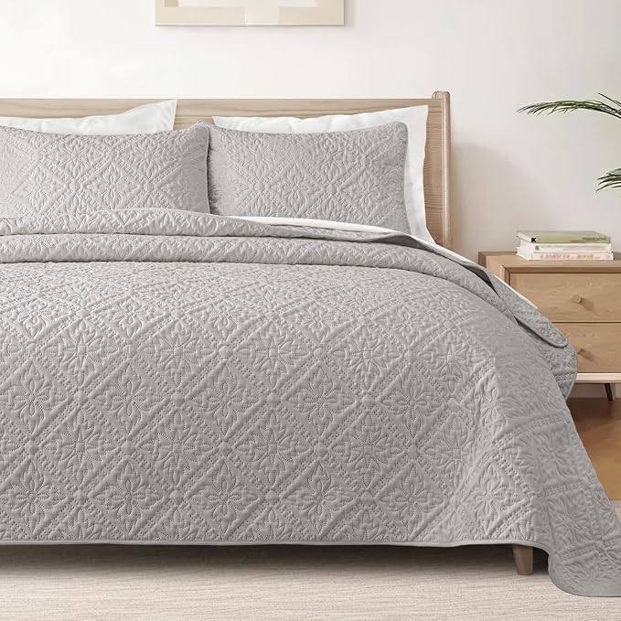 Exclusivo Mezcla King Quilt Set, Light Grey | Lightweight Soft Bedspreads by ExclusivoMezcla