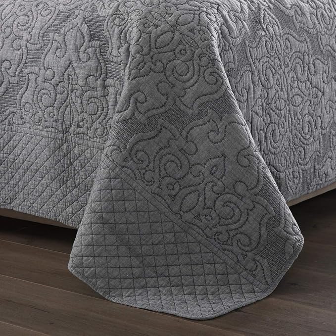 3-Piece King Quilt Set Quilted Bedspread Oversized Microfiber Lightweight - Image 6
