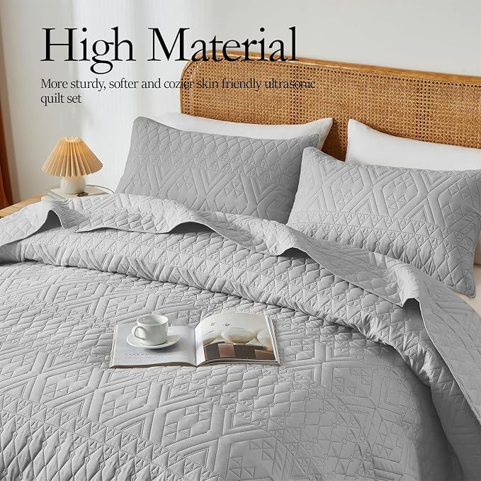 akkialla Twin Size Quilt Bedding Set, Light Grey Lightweight Microfiber Soft - Image 3