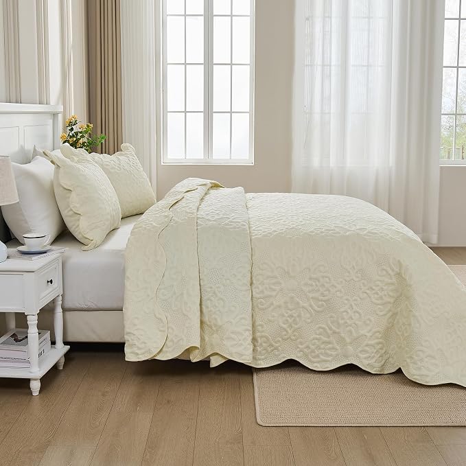 Kingnex Oversized King Bedspreads 128x120 Cream | Lightweight, Extra Wide Quilt - Image 3