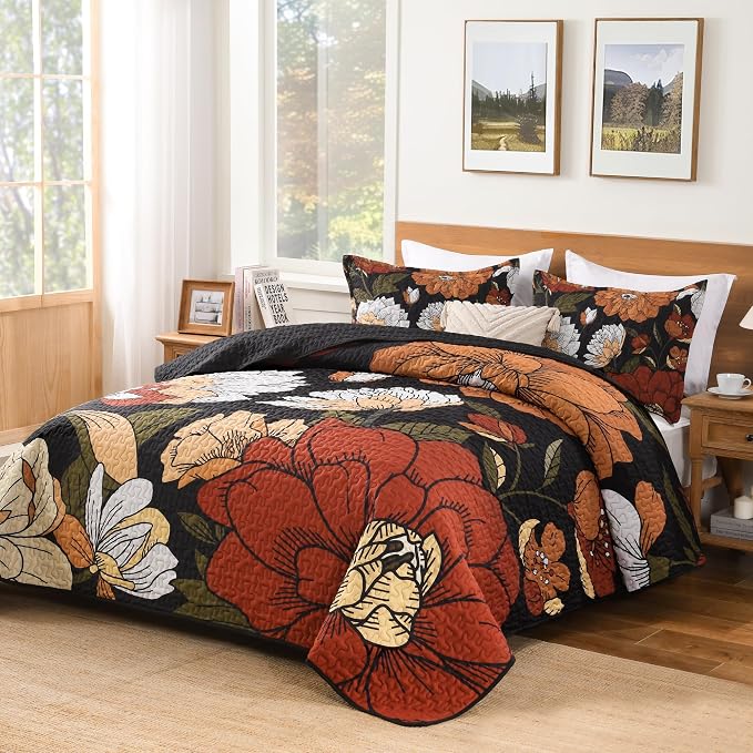 Quilt Queen Size, Reversible Polyester Coverlet Set - Image 2