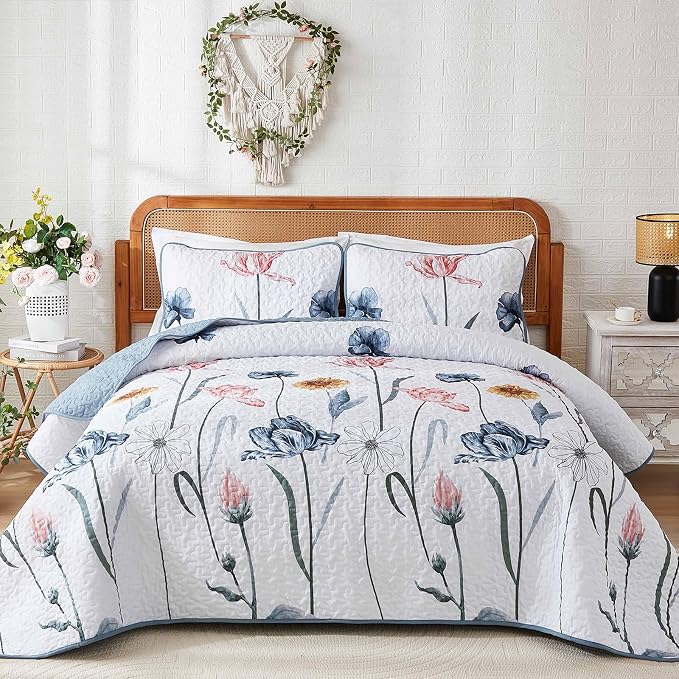 WONGS BEDDING Queen Size Quilt Set, 3-Piece Lightweight Botanical Bedspread | by WONGSBEDDING