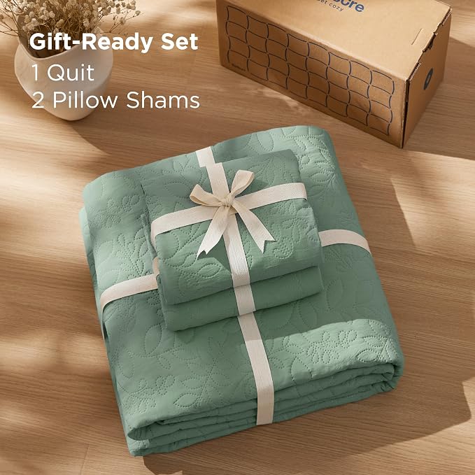 Bedsure Quilt Queen Size Bedspread, Thin Comforter, Sage Green Leaf Coverlet - Image 6