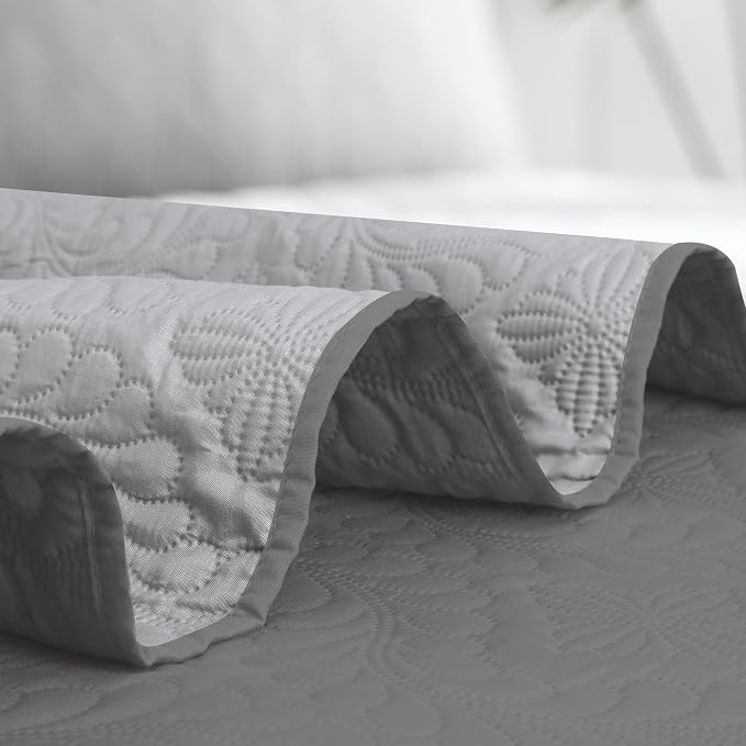 Easy-Going Reversible Quilt Set Full/Queen, Bedspread - Image 6