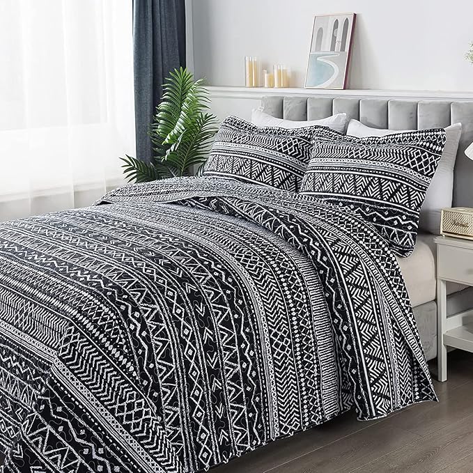 3-Piece King Quilt Set Striped Pattern Microfiber Soft Lightweight Bedding Set by Travan