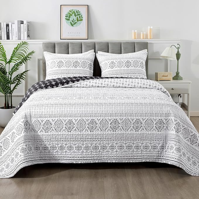 Black White King Size Quilt Set, 3 Pieces Boho Striped Bedspread | Soft by Andency