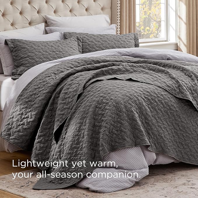 Bedsure Oversized King Quilts - Image 2