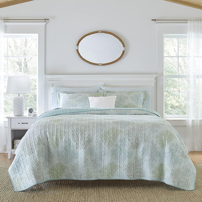 Laura Ashley - Queen Quilt Set, Reversible Cotton Bedding by Unknown