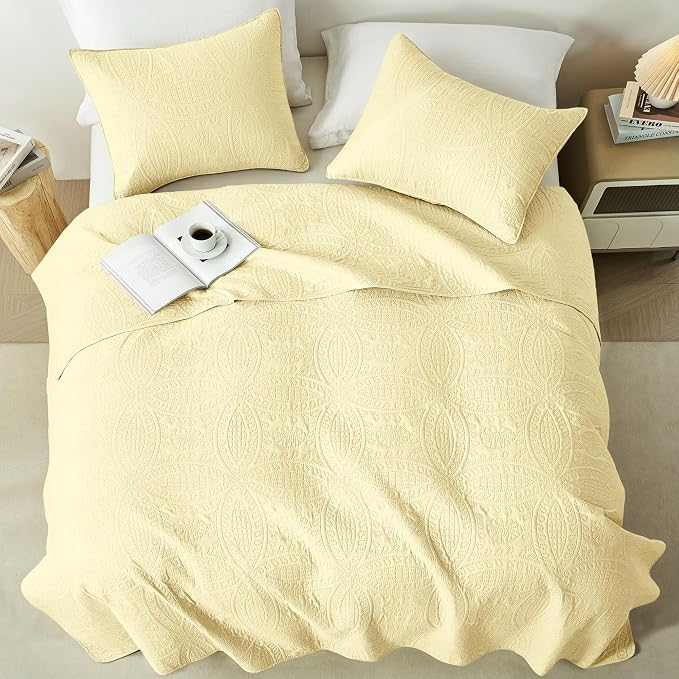akkialla Butter Yellow Full/Queen Quilt Set, Ultrasonic Lightweight Bedspread - Image 3
