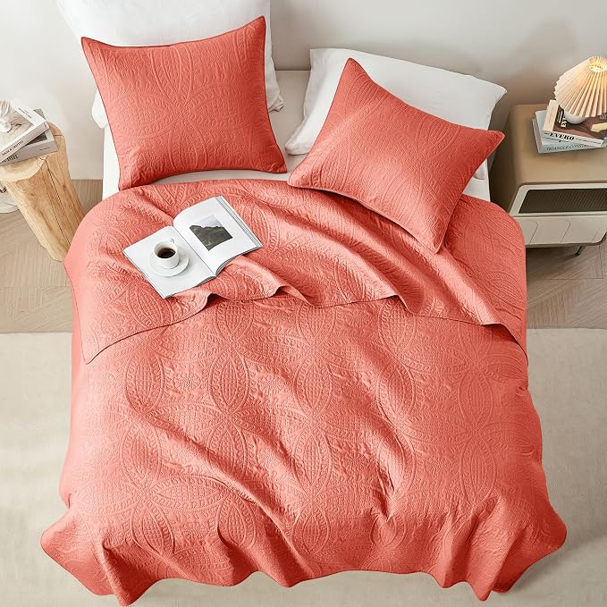 akkialla Mocha Coral King/Cal King Quilt Set, Ultrasonic Lightweight Bedspread - Image 3