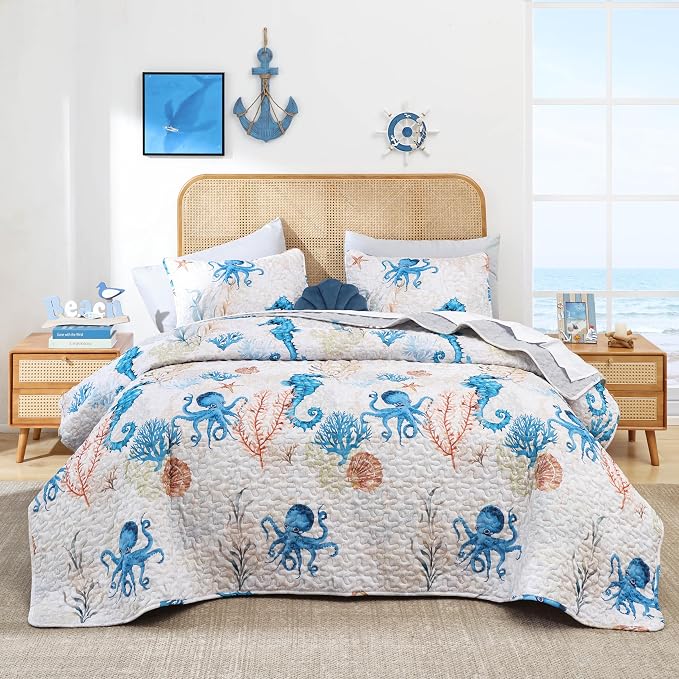 weigelia Coastal Quilt Twin Size, Seahorse Lightweight Summer Bedding | by WEIGELIA