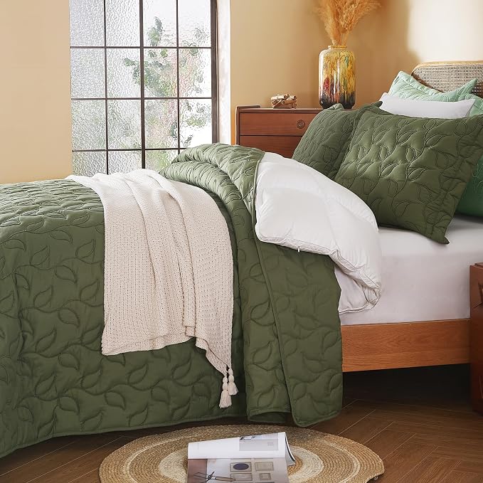 EVENHUG Quilt Queen Size Bedding Set - Image 4